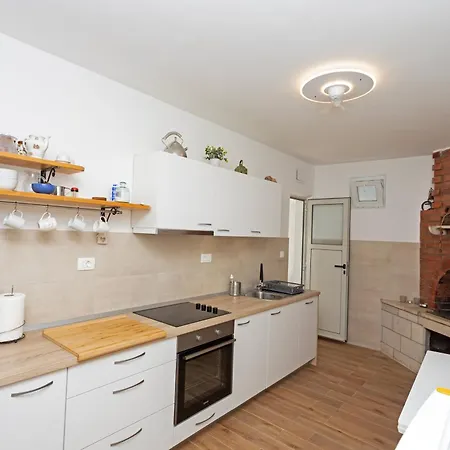 Seaview - Zf Hvar בית הארחה