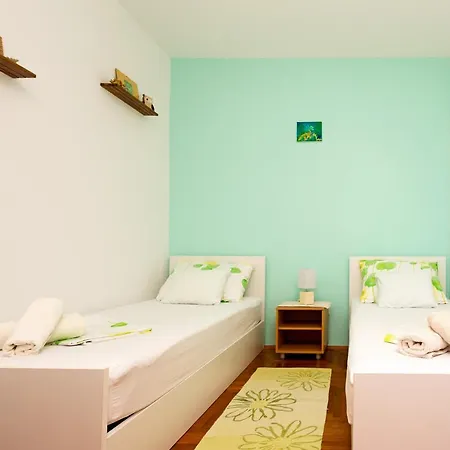 בית הארחה Seaview - Zf Hvar 4*