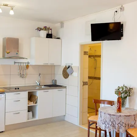 Seaview - Zf Hvar Гостьовий будинок Хвар