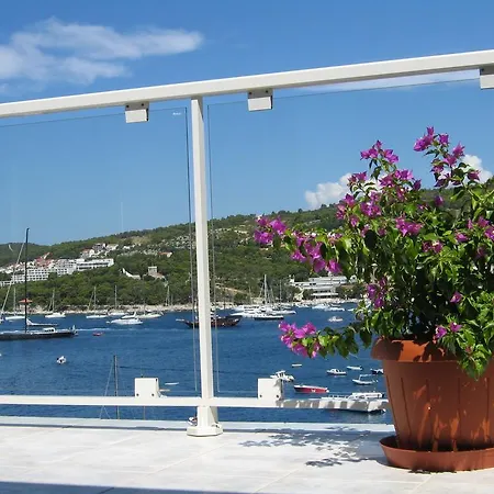 Гостьовий будинок Seaview - Zf Hvar Хвар