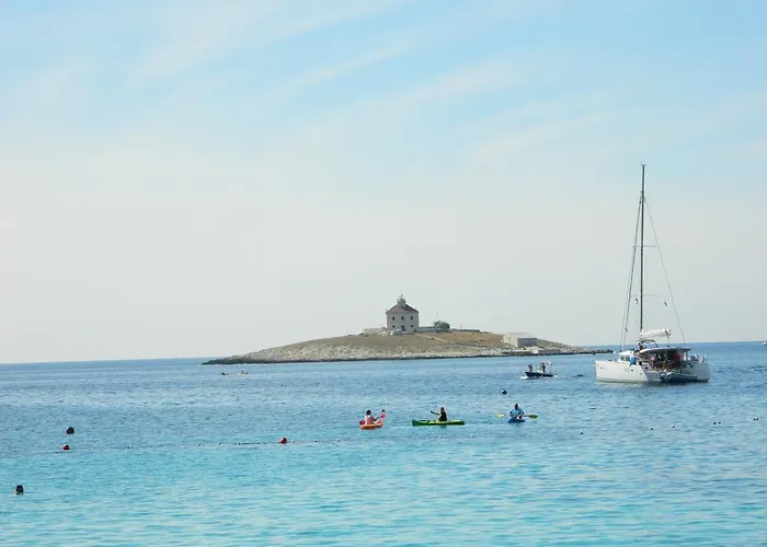 Affittacamere Seaview - Zf Hvar 4*