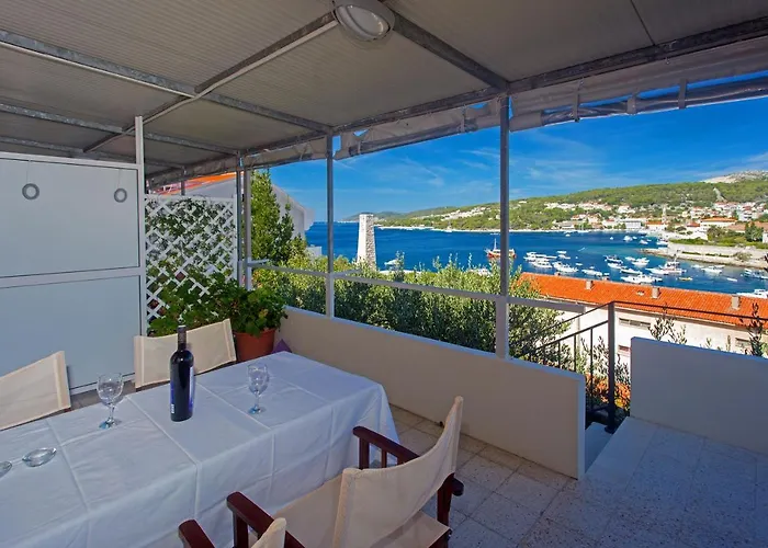 Seaview - Zf Hvar 4*