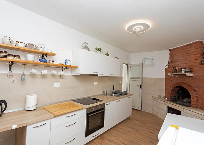 Seaview - Zf Hvar בית הארחה